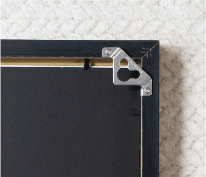 How to Hang with Corner Level Lock