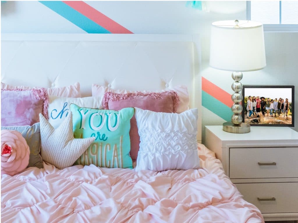 Turning Your Dorm Room into a Cozy Place - Church Hill Classics Blog