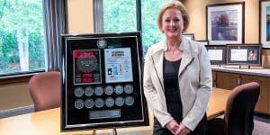 lucie with inc 5000 frame award
