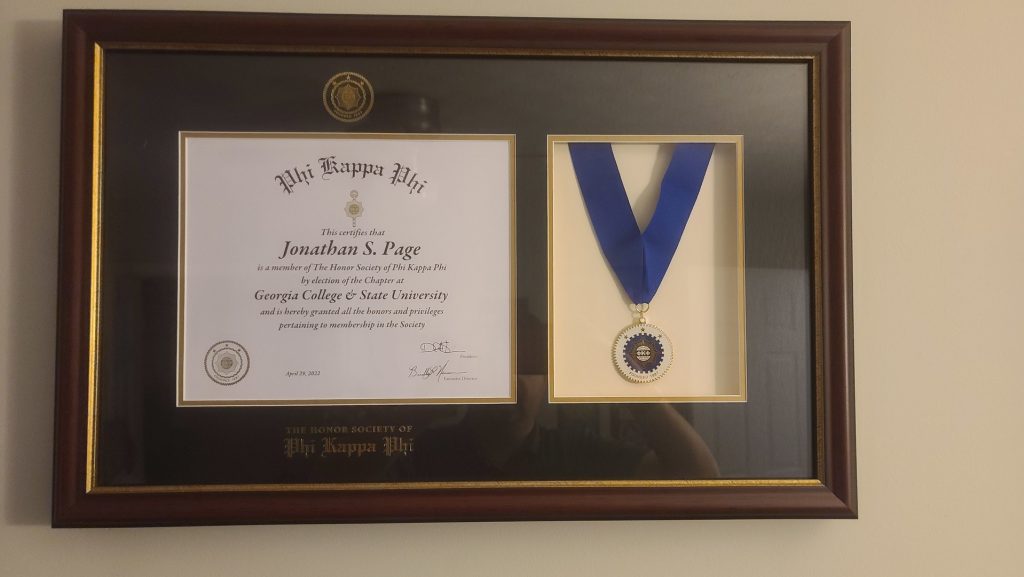 Phi Kappa Phi Certificate and Medal Frame