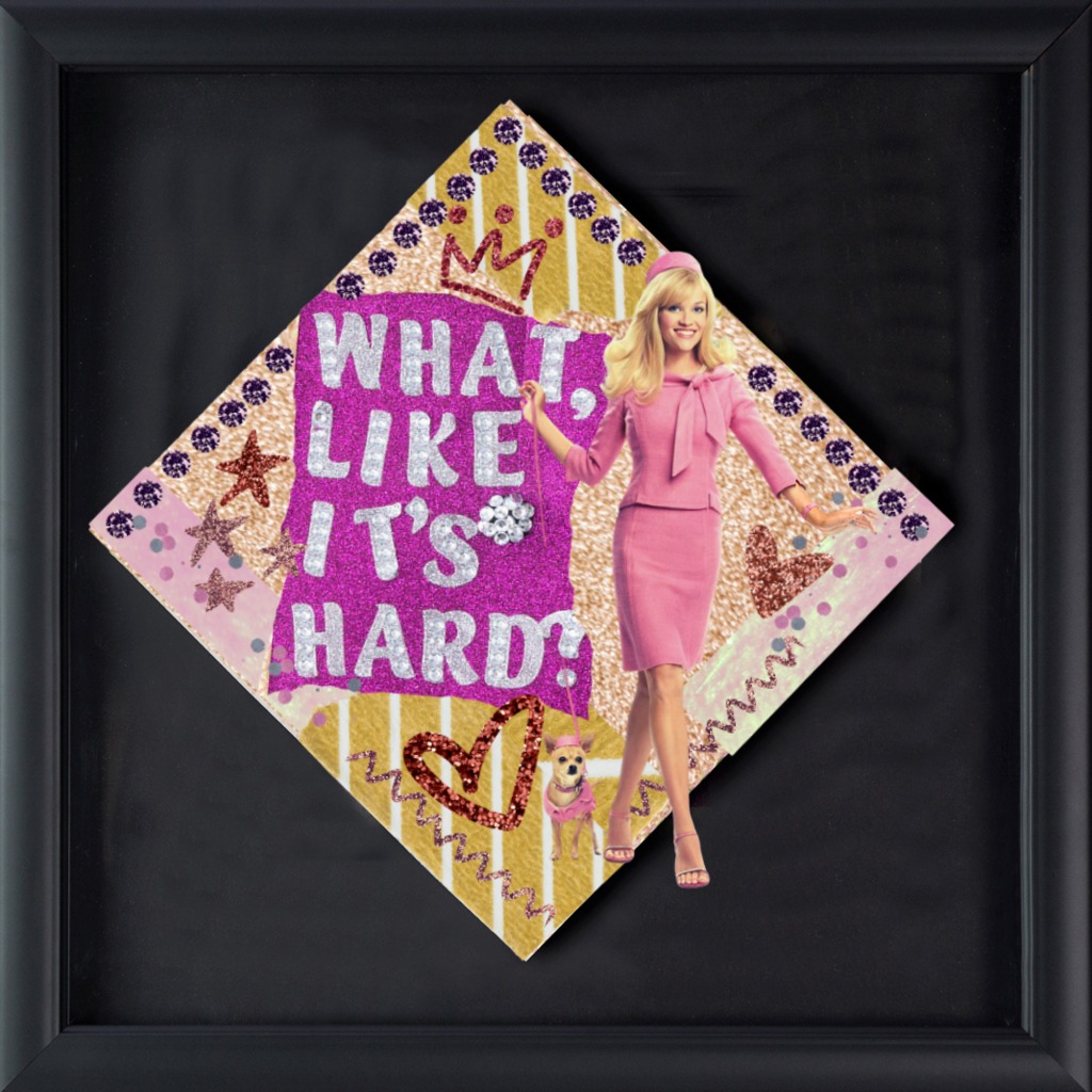 legally blonde grad cap frame closeup