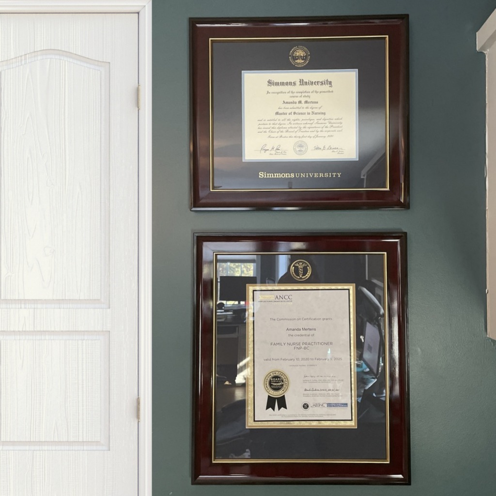 Simmons University diploma frame