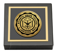 Atlantic Union College paperweight - Gold Engraved Medallion Paperweight