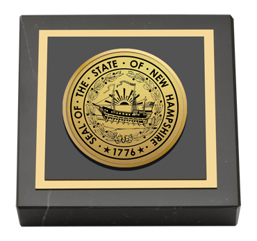 State of New Hampshire paperweight - Gold Engraved Medallion Paperweight