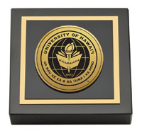 University of Hawaii West Oahu Gold Engraved Medallion Paperweight