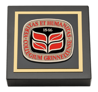 Grinnell College Masterpiece Medallion Paperweight