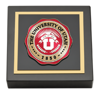 The University of Utah paperweight  - Masterpiece Medallion Paperweight