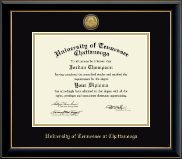 The University of Tennessee Chattanooga diploma frame - Gold Engraved Medallion Diploma Frame in Onyx Gold