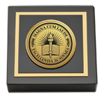 Magna Cum Laude Diploma Frames and Gifts paperweight - Gold Engraved Medallion Paperweight