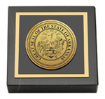 State of Arkansas paperweight - Gold Engraved Medallion Paperweight